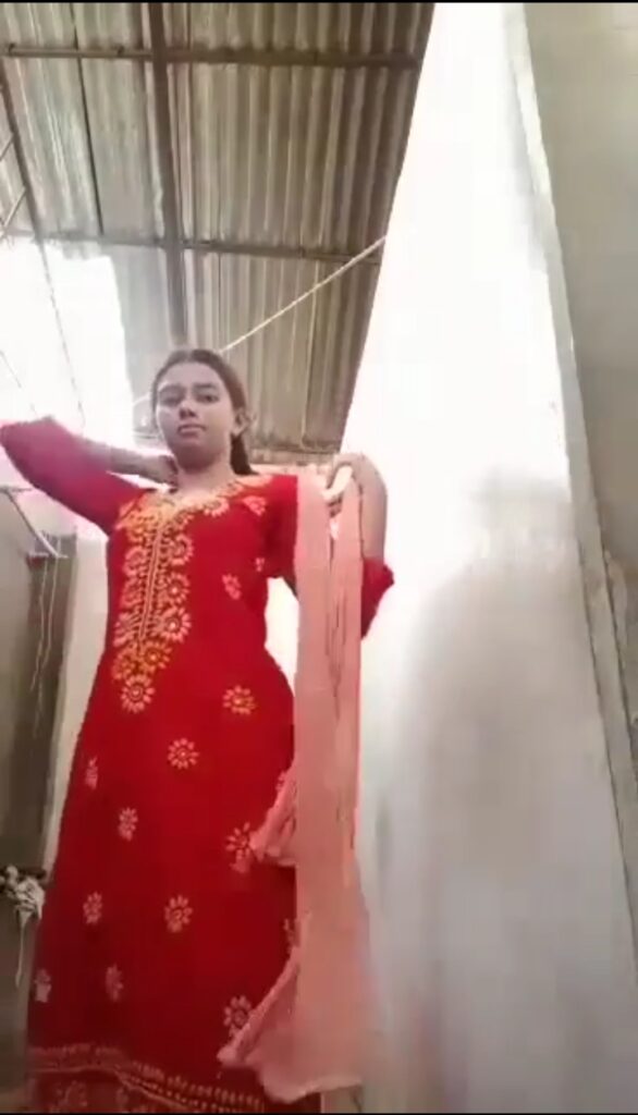 Desi Girl in Red Kurta Showing Boobs and Pussy and Fingering for Boyfriend Full 5min Video Watch and Download