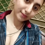 Post 02 Indian Girl NAyra showing her boobs to bf